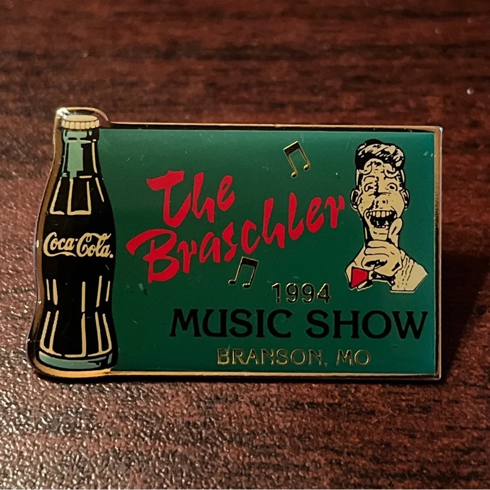 Vintage 1994 Coca-Cola Coke The Braschler Music Show Branson Missouri Lapel‎ Pin